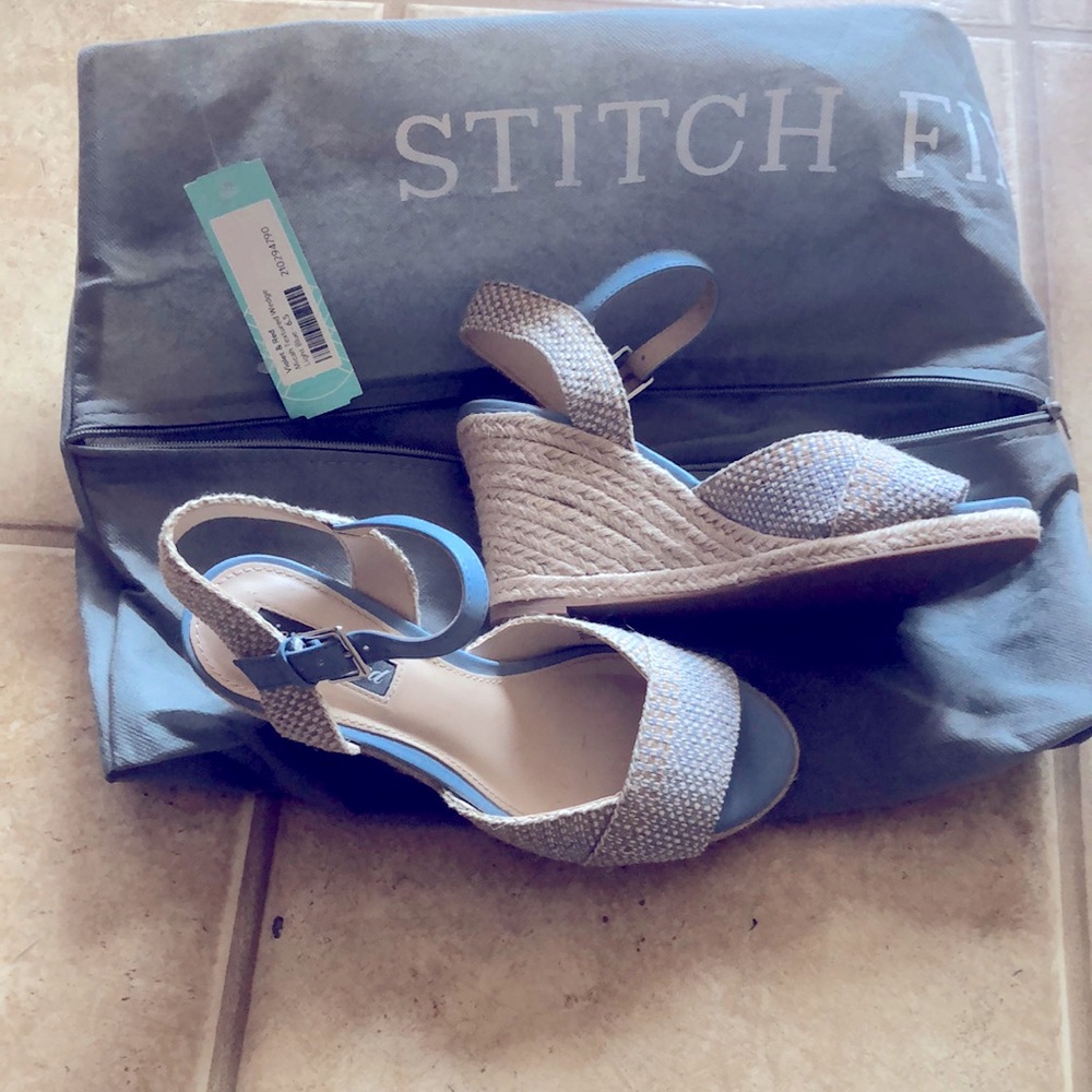 Violet and Blue brand "Micah" textured wedge